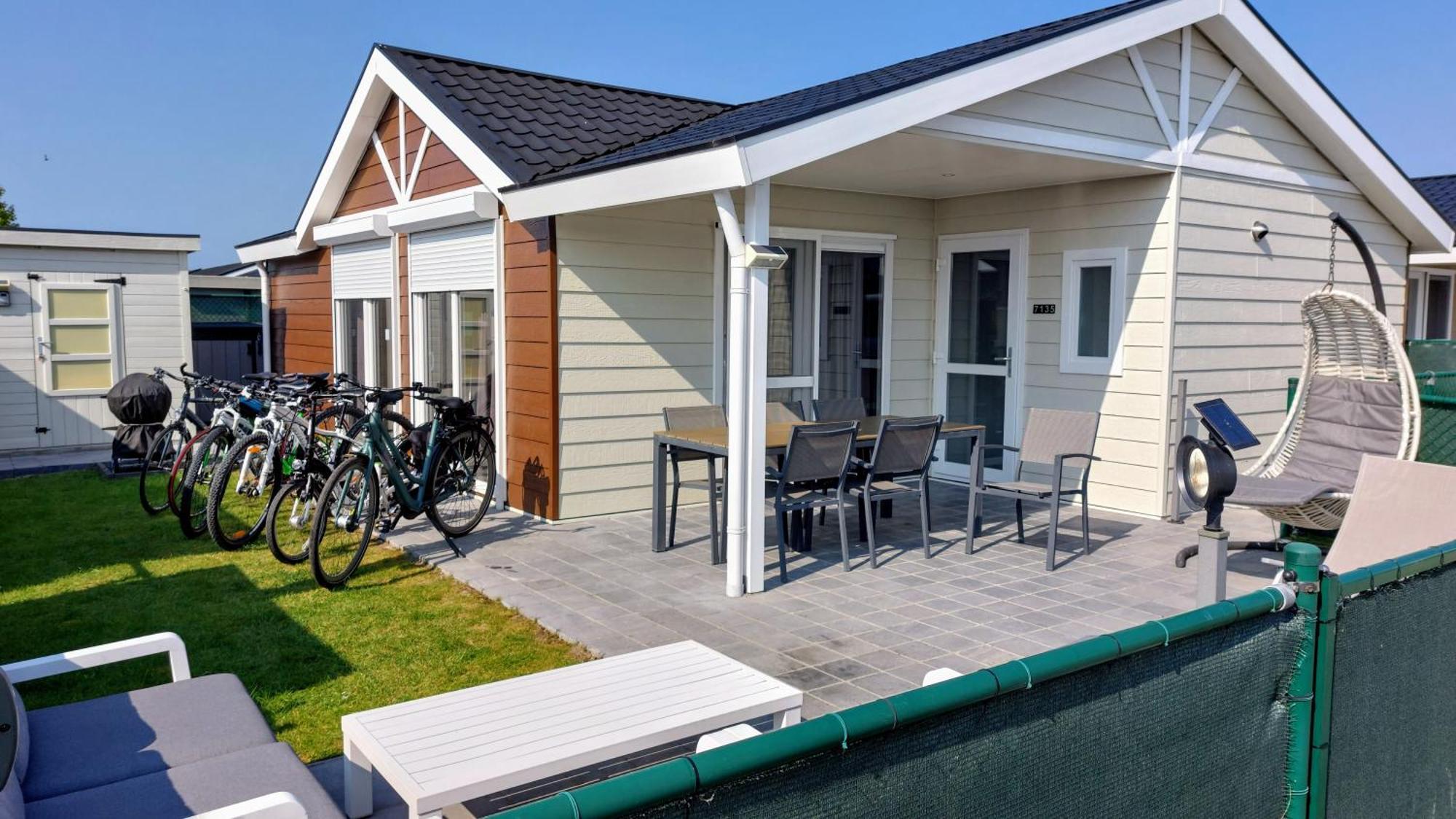 Luxe Cottage Met Fietsen, Airco & Infrarood Cabine Knokke-Heist Eksteriør bilde